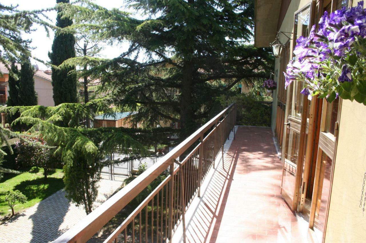 Ferienwohnung La Casa Di Rachele Sarteano Exterior foto
