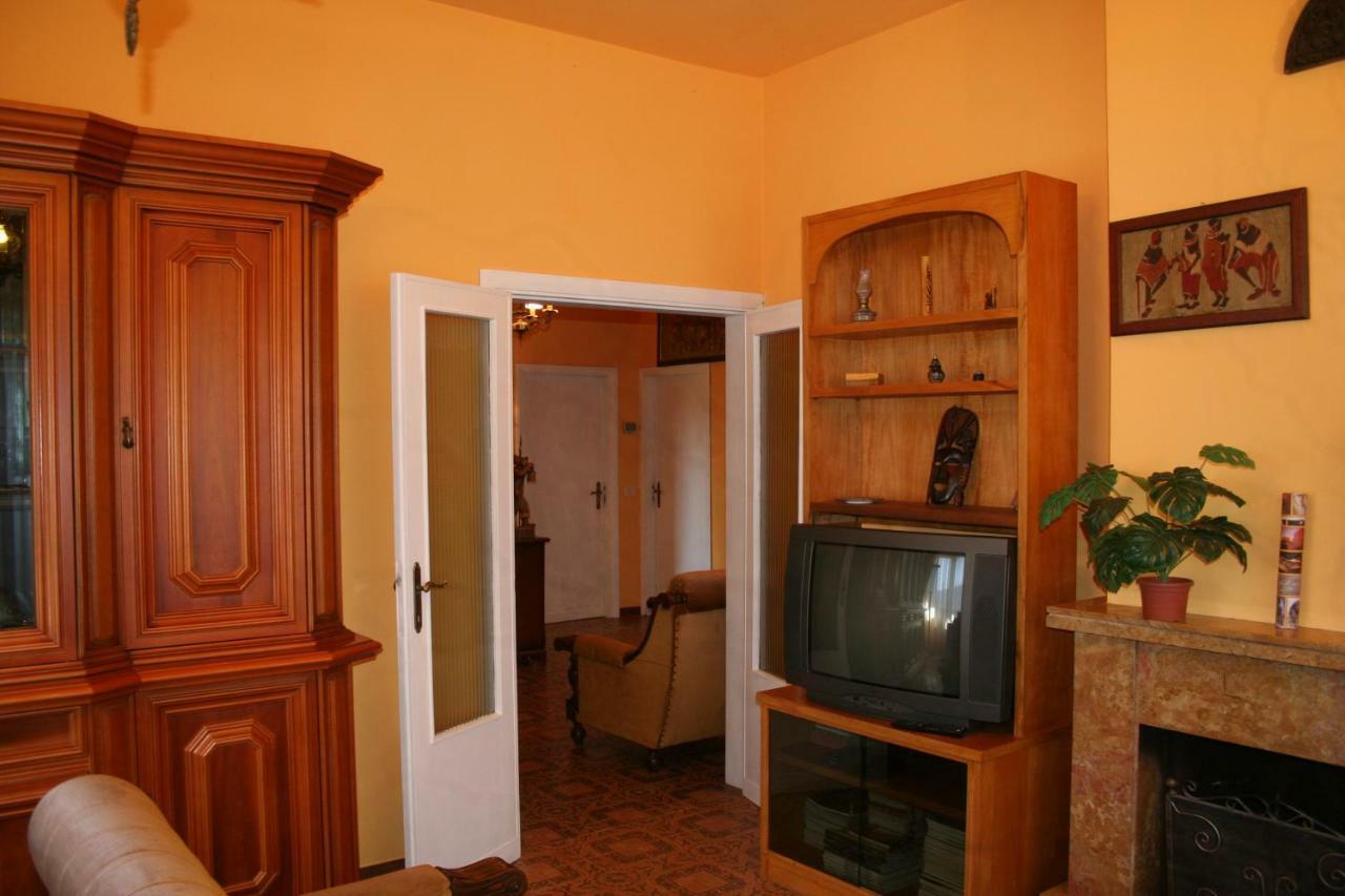 Ferienwohnung La Casa Di Rachele Sarteano Exterior foto