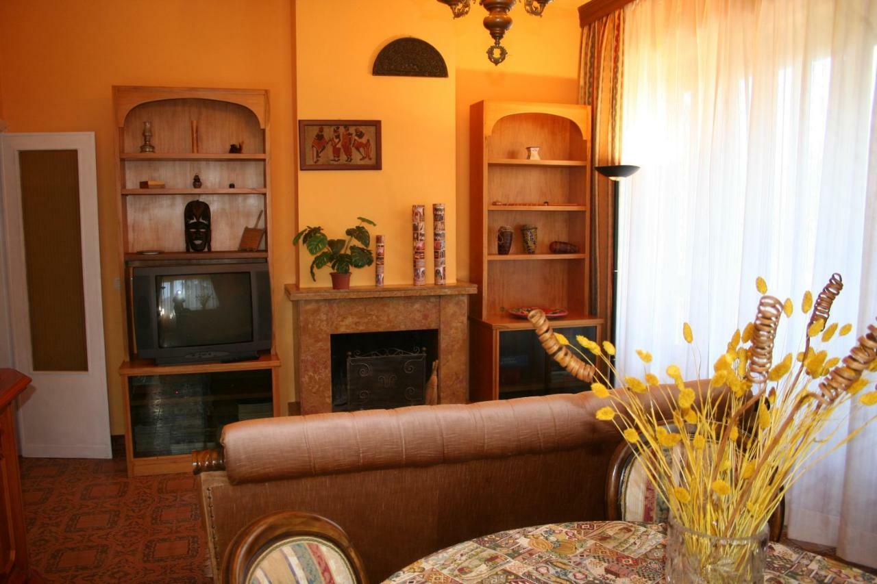 Ferienwohnung La Casa Di Rachele Sarteano Exterior foto